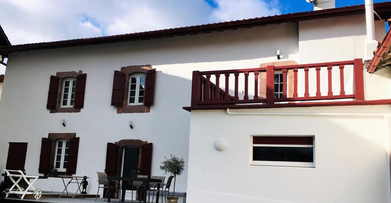 Chalbonia Acomodação com café da manhã Louhossoa Exterior foto